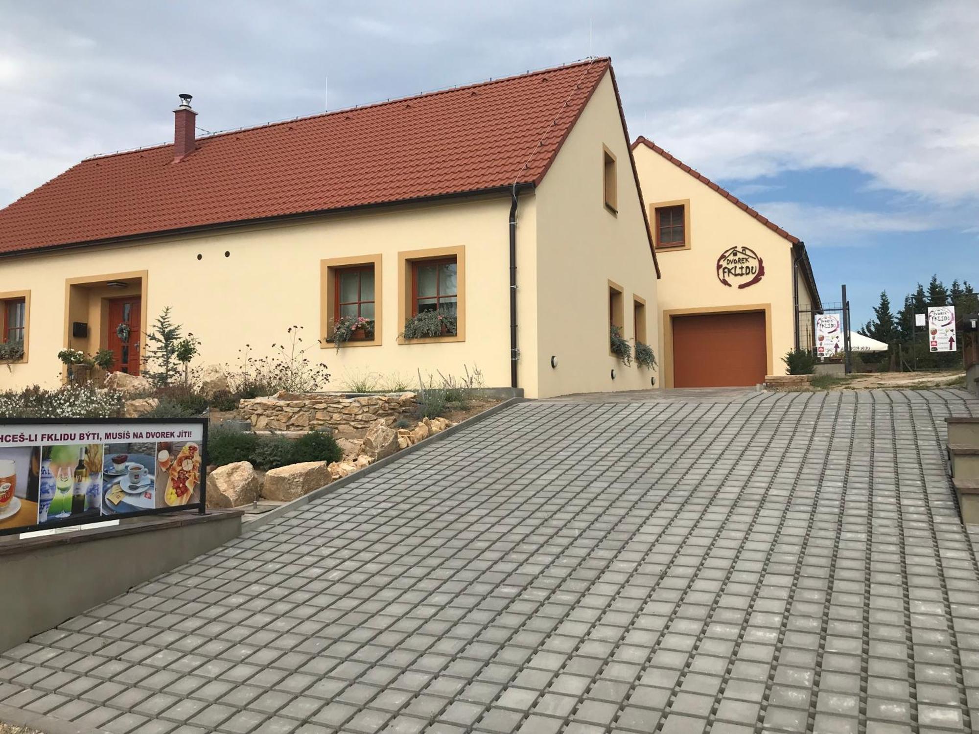 Apartman 1 Fklidu Znojmo Exteriör bild